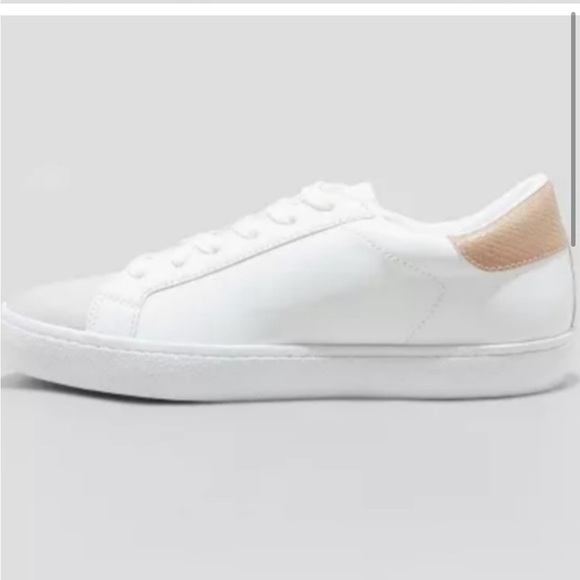 Women's Candace Lace-Up Sneakers 6  - Universal Thread™ Tan NWT - Picture 2 of 4